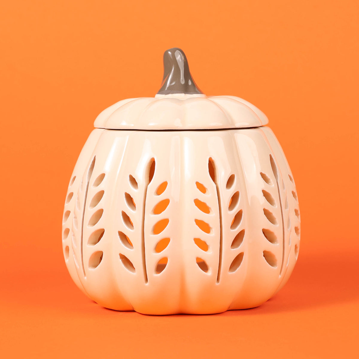 Cream Pumpkin Leaf Wax Burner